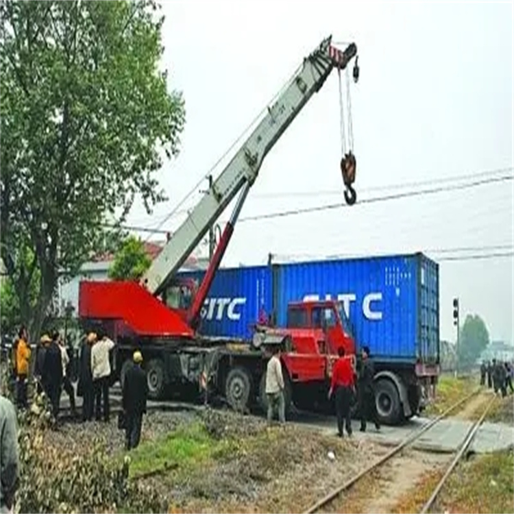 新乡如何快速找到附近的吊车救援公司