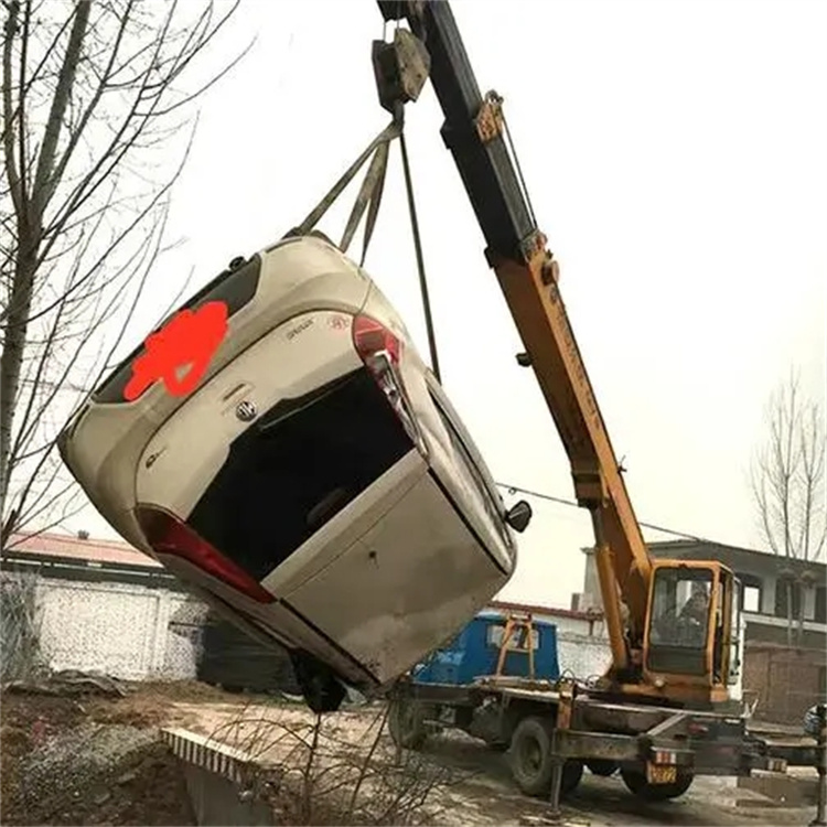 新乡随时待命，吊车24小时道路救援服务全解析